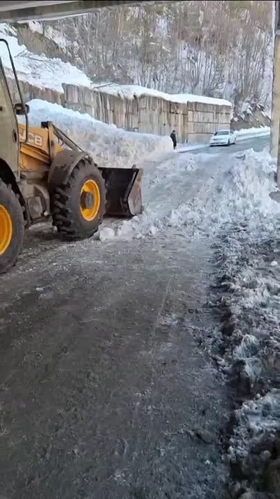 Дорожные службы республики оперативно устранили последствия схода лавины на Транскаме