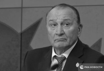 Президент международной ассоциации ветеранов группы "Альфа" Александр Мирошниченко скончался в субботу на 72-м году жизни