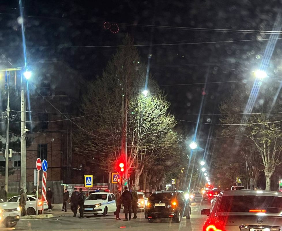 На перекрестке улиц Исака Харебова и Алана Джиоева в Цхинвале произошло ДТП