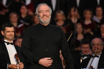 Гергиев встретит день рождения за дирижерским пультом