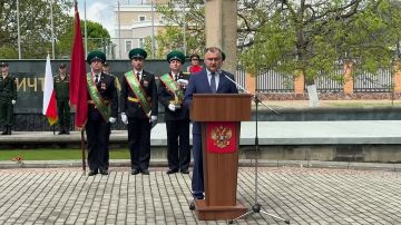 "Мы победили в сорок пятом, уверен, победа будет за нами и сейчас!" - Алан Гаглоев