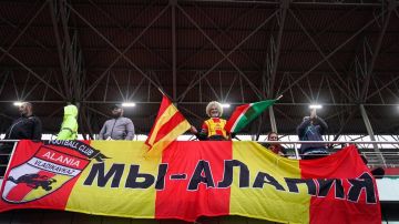 "Алания" победила впервые за пять матчей, разгромив "Чайку"