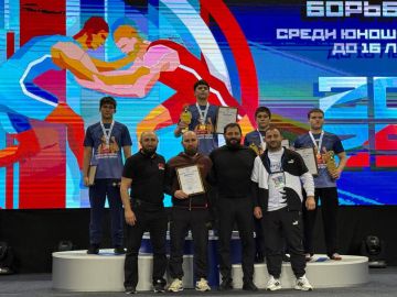 Спортсмен из Южной Осетии стал серебряным призером Первенства России по вольной борьбе