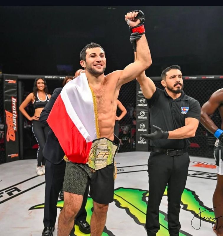 Азамат Бекоев получил бонус за лучшее выступление вечера на турнире UFC