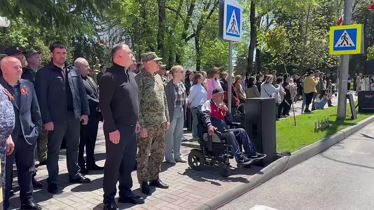 Президент Алан Гаглоев посетил генеральную репетицию военного парада ко Дню Победы