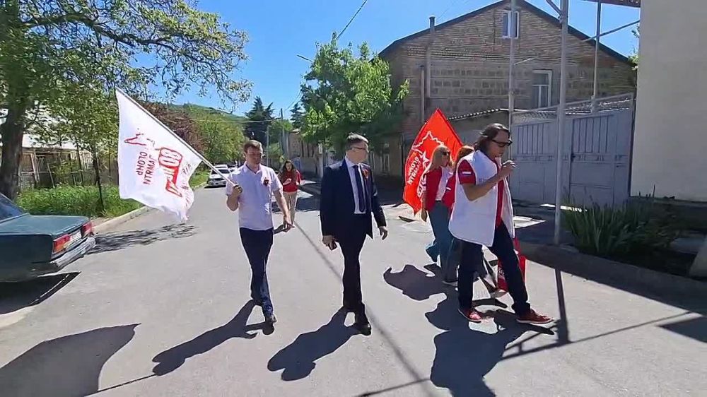 Народный фронт, доставивший в Южную Осетию частицу Вечного огня от Могилы Неизвестного Солдата, совместно с Русским домом в Цхинвале проводит акцию для ветеранов тыла