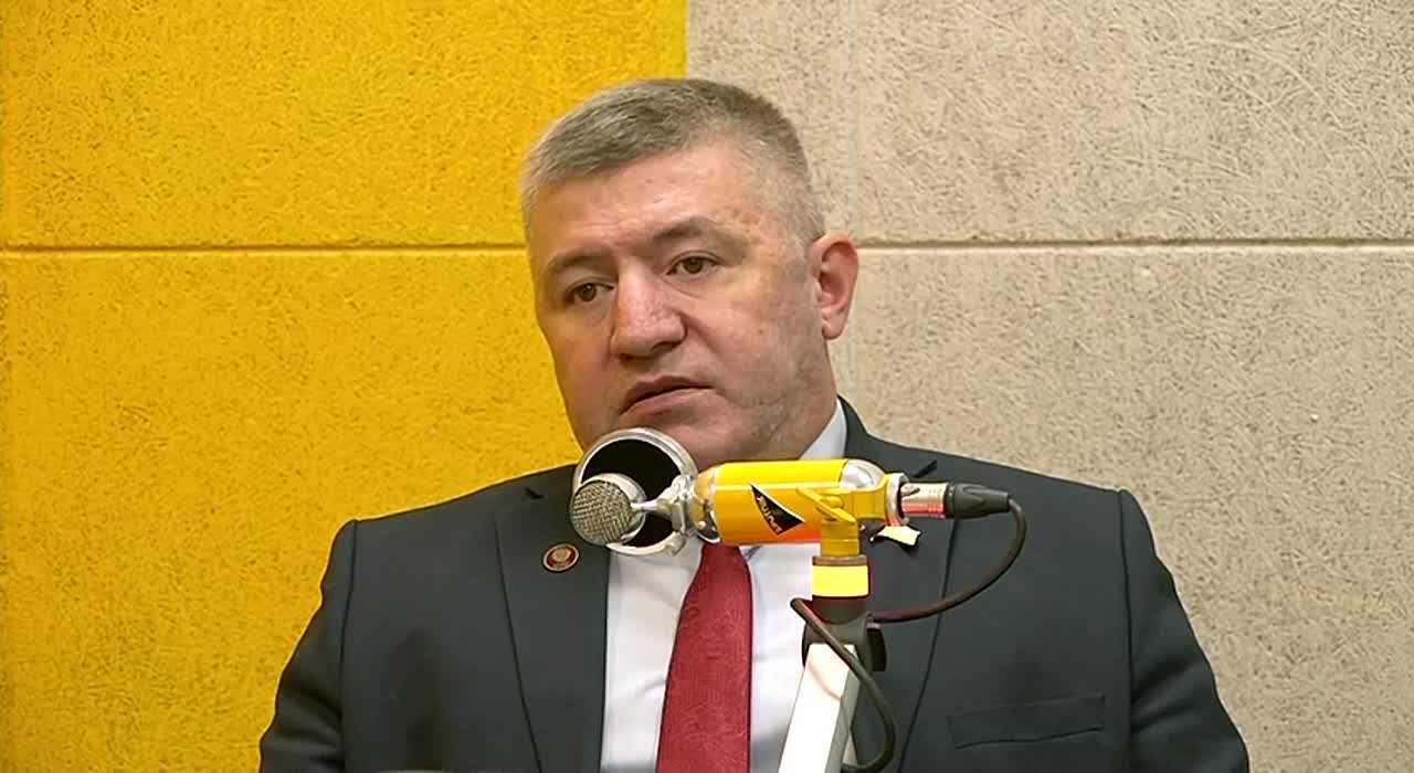 "Все для фронта, все для Победы!"