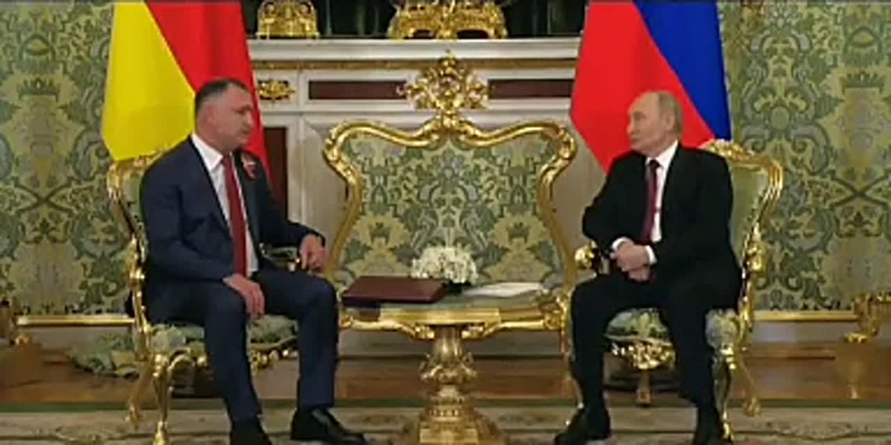 Владимир Путин заверил в продолжении оказания всесторонней помощи Южной Осетии по ключевым направлениям, включая экономику, социальную сферу и безопасность