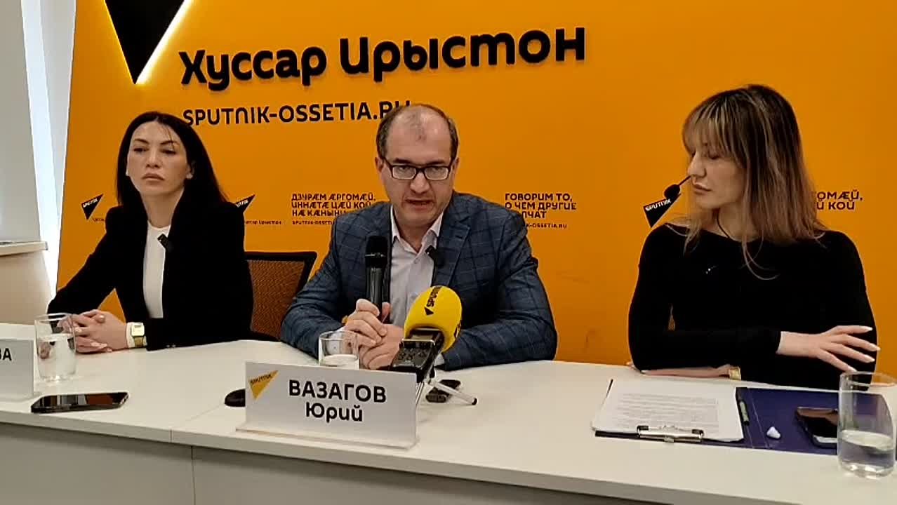 Визит Алана Гаглоева в Москву по случаю Дня Победы, встречи с Владимиром Путиным и коллегами из разных стран — показатель широких перспектив на международной арене