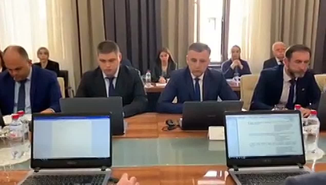 Кабмин Южной Осетии одобрил изменения в закон об опеке и попечительстве