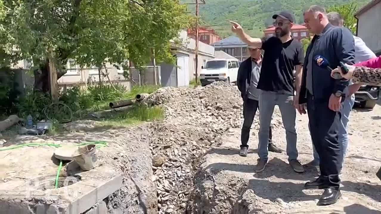 Алан Гаглоев проверил ход строительства цхинвальских улиц в рамках инвестпрограммы