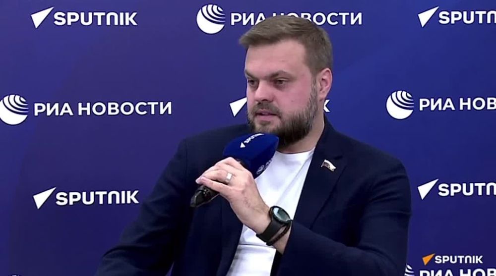 Россия будет продолжать укреплять экономические и гуманитарные связи с Южной Осетией и Абхазией, демонстрируя особое отношение и союзнические настроения