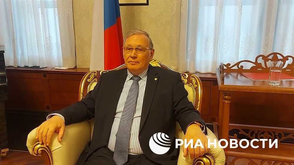 Россия не создавала и не создает угроз безопасности, независимости и суверенитету Молдавии, заявил посол России в Кишиневе Олег Озеров в интервью РИА Новости