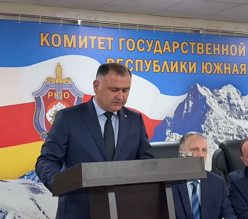Алан Гаглоев сотрудникам КГБ: «Вы оплот безопасности Южной Осетии»