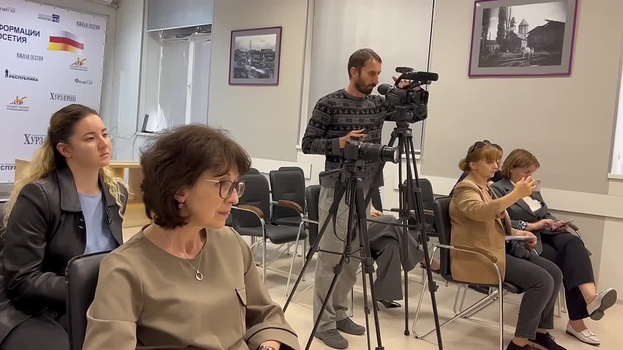 Брифинг представителя МИД Южной Осетии в Австрии Патрика Поппеля прошел в пресс-центре Комитета информации и печати