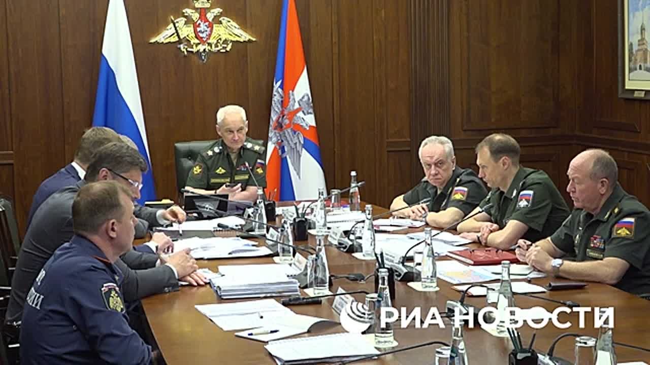 Большая часть курского приграничья разминирована силами МЧС и Минобороны, заявил Белоусов на совещании по приграничным территориям