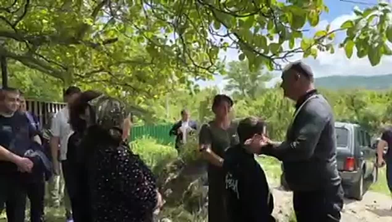 По поручению президента Южной Осетии Алана Гаглоева завершено строительство водовода, который обеспечивает 17 домов села Бекмар централизованной подачей воды