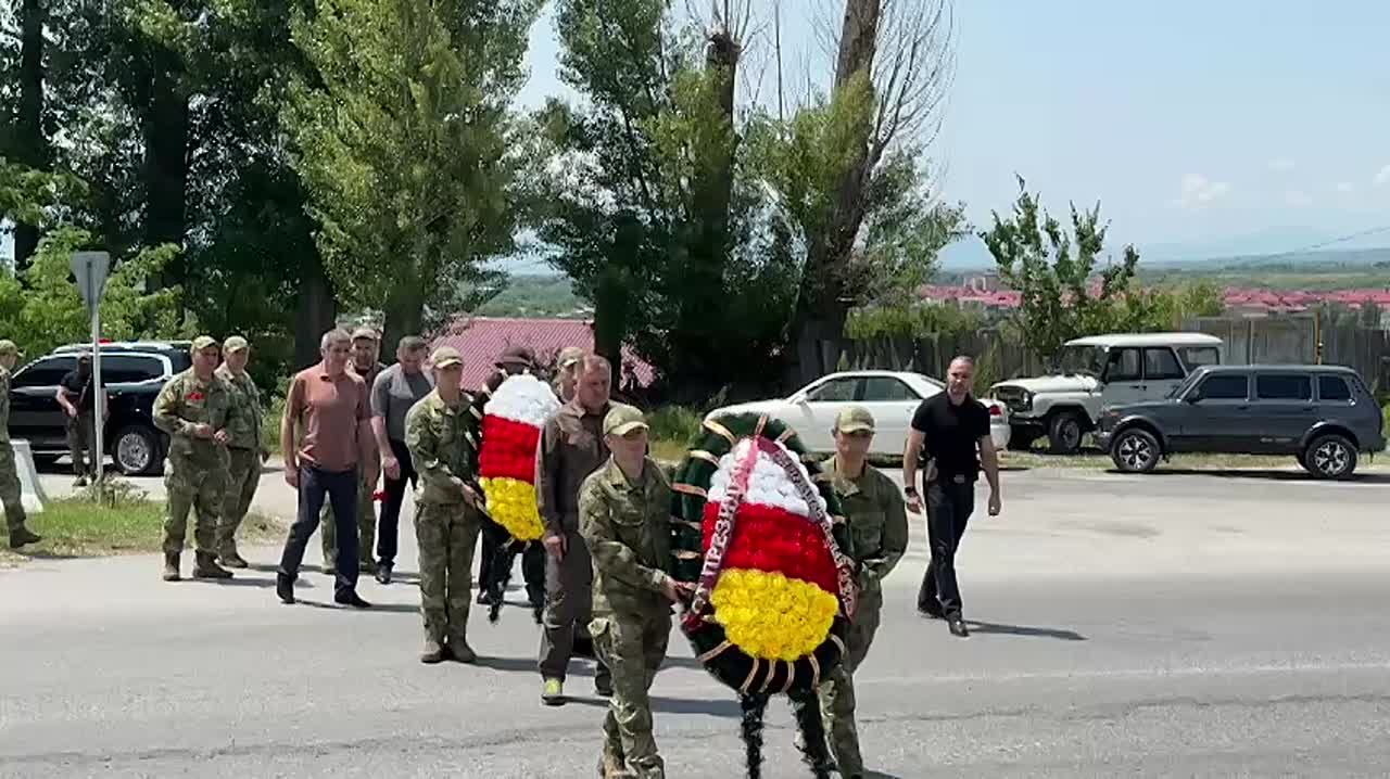 В Южной Осетии почтили память сотрудников ОМОН, павших в июне 1992 года