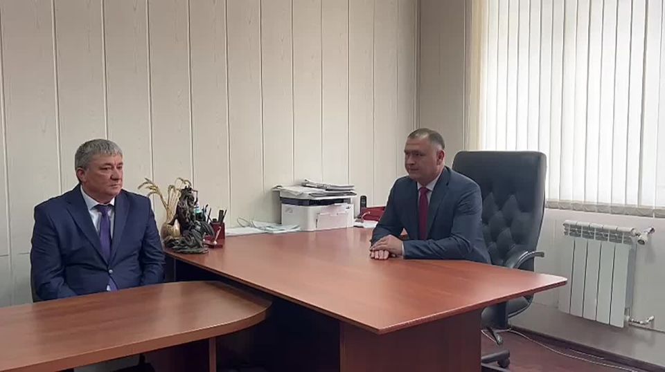 Президент Алан Гаглоев представил коллективу Минсельхоза нового руководителя