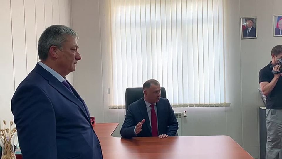 Президент Южной Осетии Алан Гаглоев сообщил о выделении 25 миллионов рублей в виде кредита от Нацбанка для Министерства сельского хозяйства
