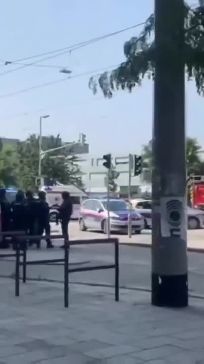 Ученик открыл стрельбу в школе в австрийском Граце, погибли восемь человек