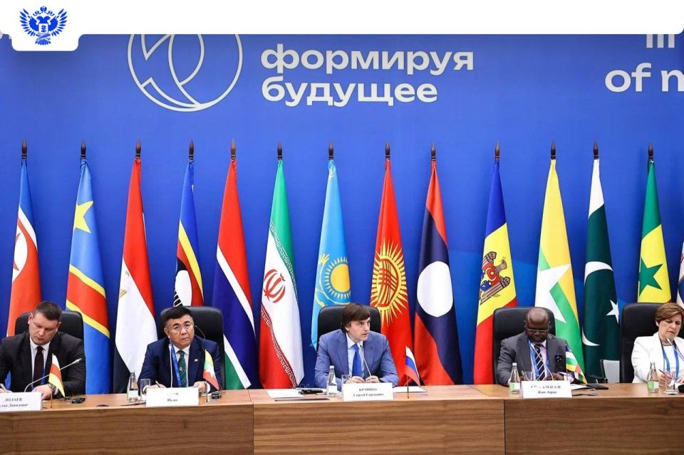Сергей Кравцов сообщил о планах по формированию новой международной системы оценки качества образования