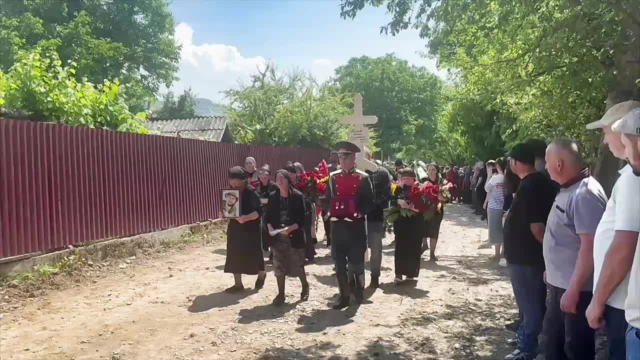 В Южной Осетии в последний путь проводили жителя села Корнис Знаурского района Алана Плиева (Арс), погибшего от полученных ранений при выполнении боевой задачи в зоне СВО
