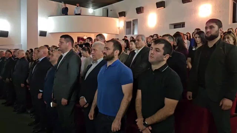 Собравшиеся в ГККЗ "Чермен" присоединились к общенациональной минуте молчания и почтили память жертв геноцида