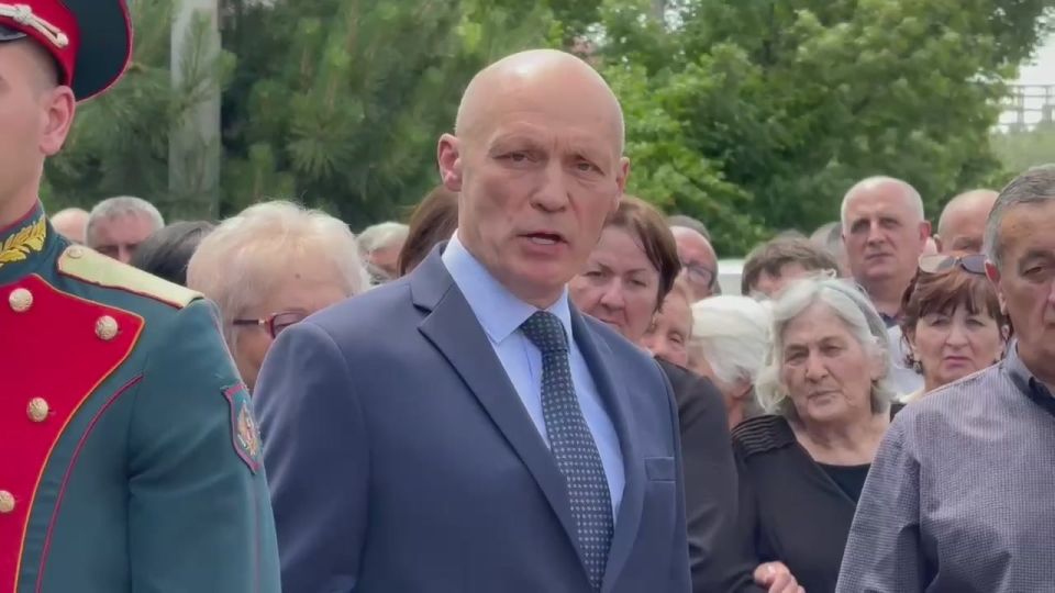 В Южной Осетии прощаются с Вадимом Габараевым, погибшим при выполнении боевых задач в зоне проведения специальной военной операции