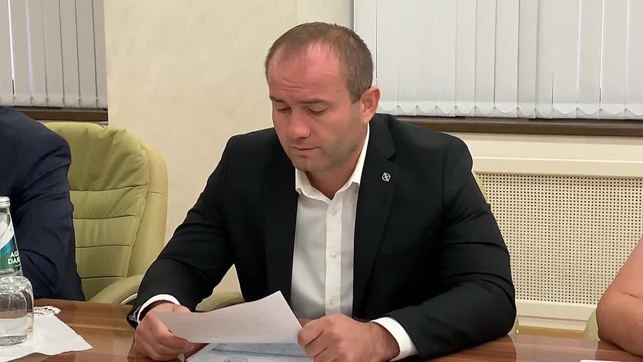 Мэр Цхинвала отчитался президенту о работе по благоустройству столицы