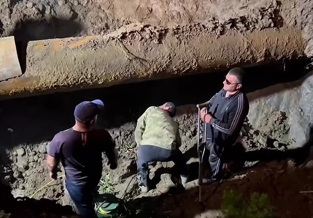 В "Водоканале" рассказали, как специалисты ГУП устраняли аварию на водоводе Едис-Цхинвал