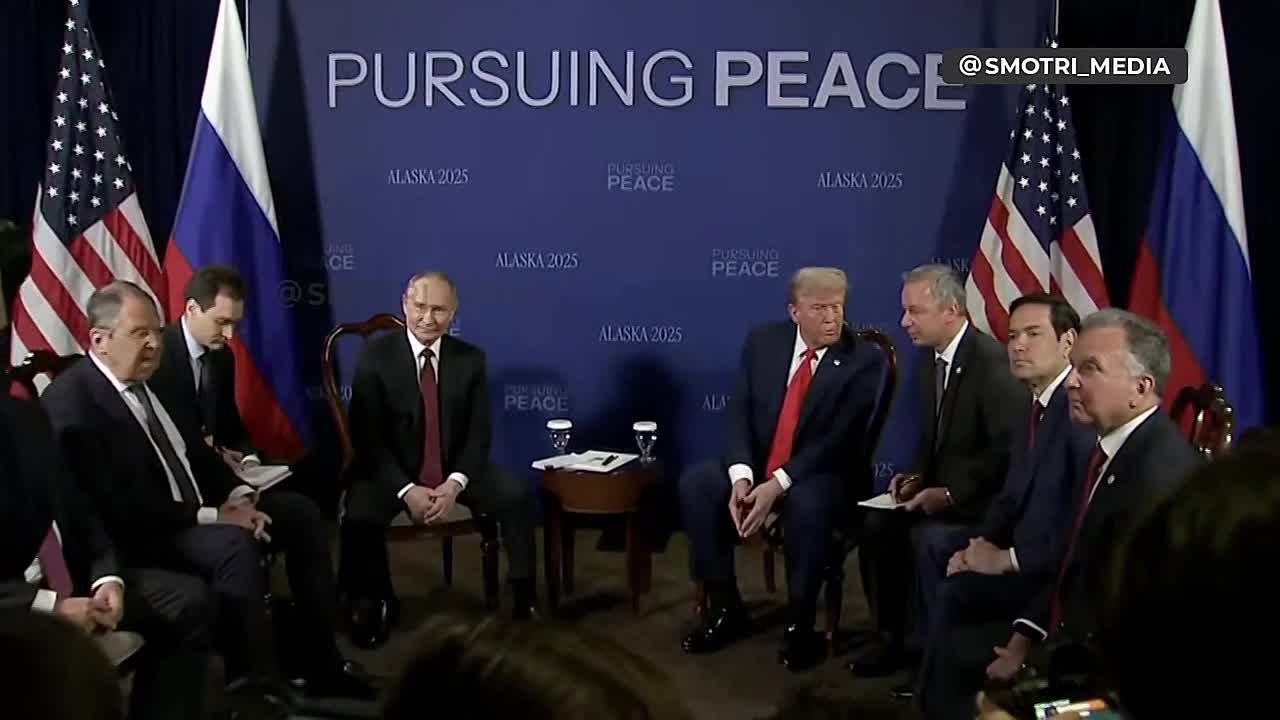 Переговоры Путина и Трампа стартовали на Аляске