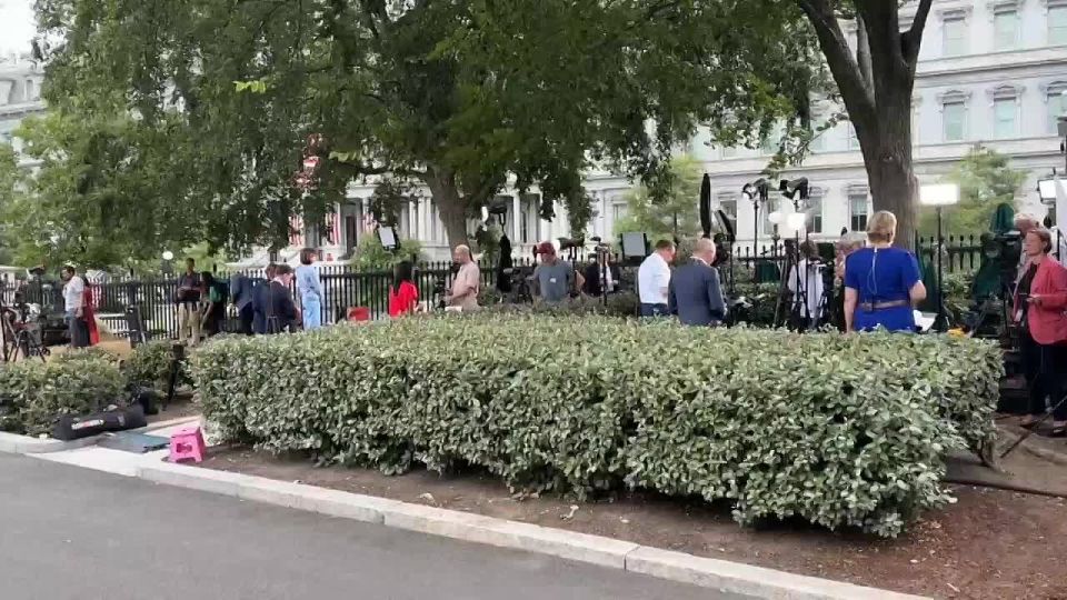 Обстановка у Белого дома, где пройдет встреча европейских лидеров, Трампа и Зеленского