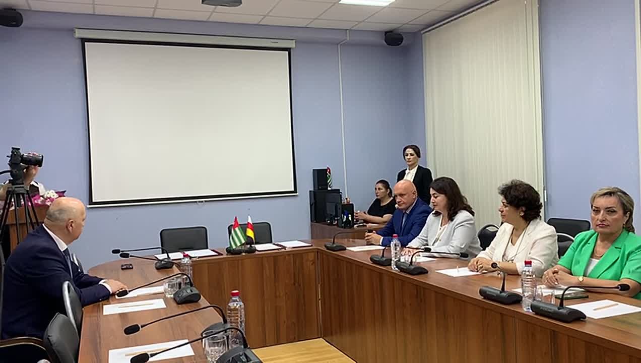 В Южной Осетии состоялось подписание «Меморандума о сотрудничестве» между Конституционным судом Республики Абхазия и Верховным судом Республики Южная Осетия