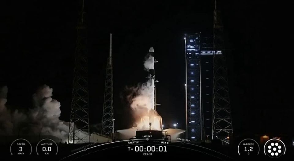 Запуск космического корабля Dragon компании SpaceX на МКС в рамках новой 33-й коммерческой миссии состоялся в США, сообщает SpaceX