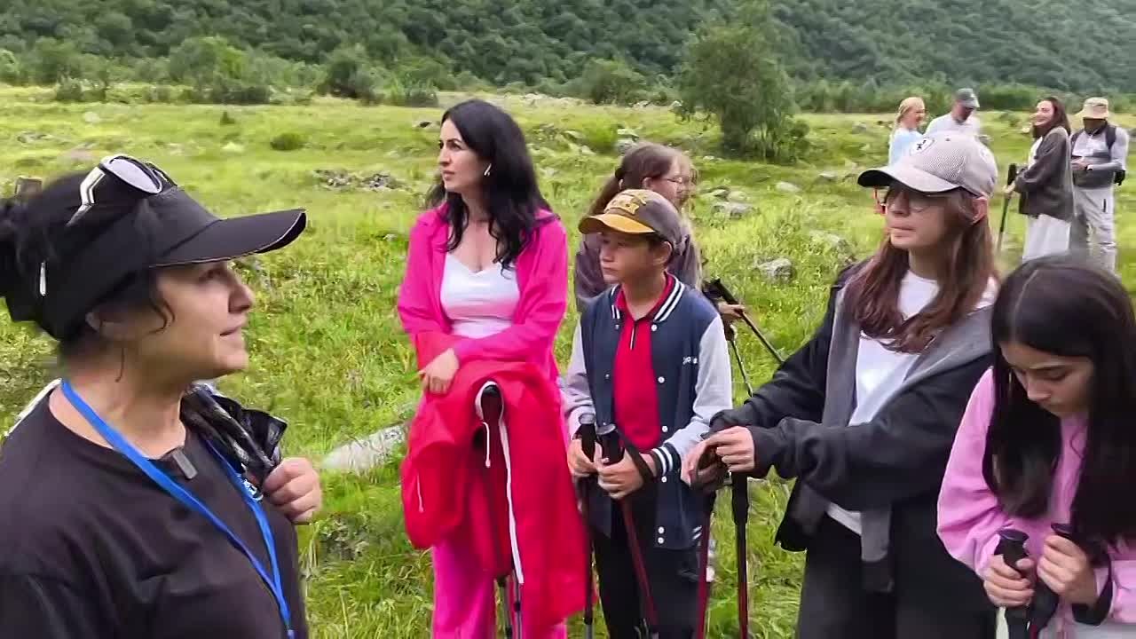 Этим летом около 400 жителей Северной Осетии приняли участие в бесплатных туристических маршрутах, организованных Республиканским центром детского и юношеского туризма и экскурсий при поддержке Росмолодёжи