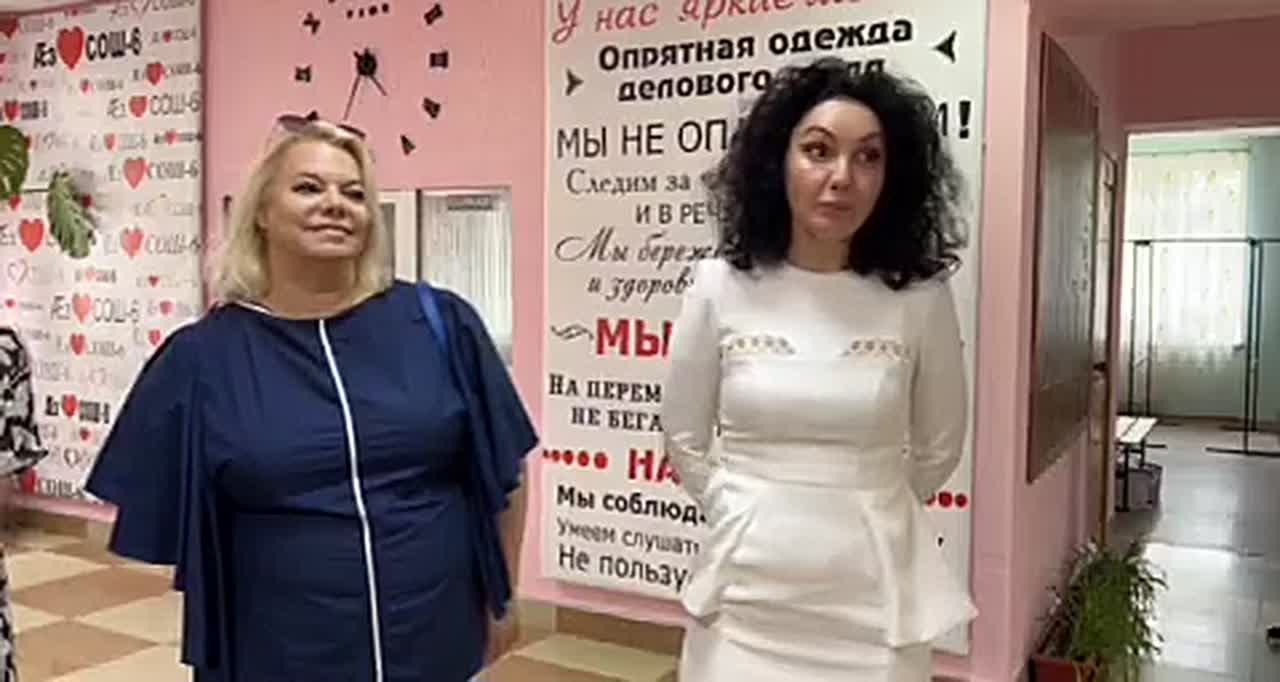 Цхинвальская СОШ №6 получила в дар новую школьную мебель