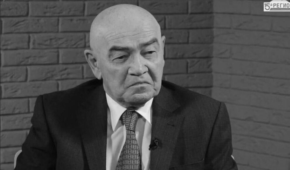 Президент Южной Осетии выразил соболезнования родным и близким Таймураза Кусова