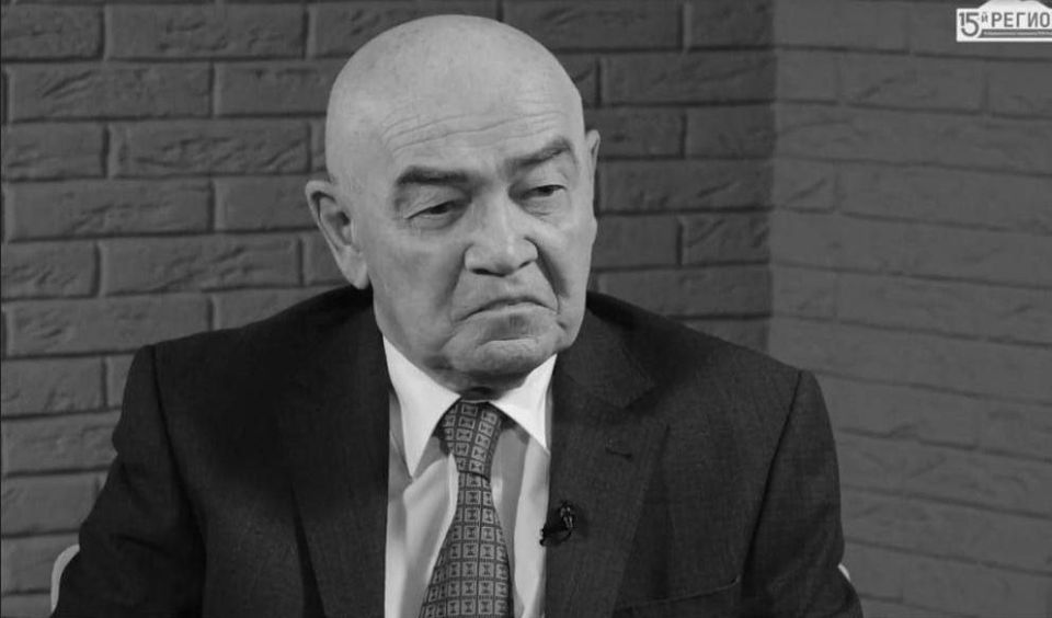 Президент Алан Гаглоев направил телеграмму с соболезнованиями родным и близким видного государственного, политического и научного деятеля Таймураза Кусова в связи с его кончиной