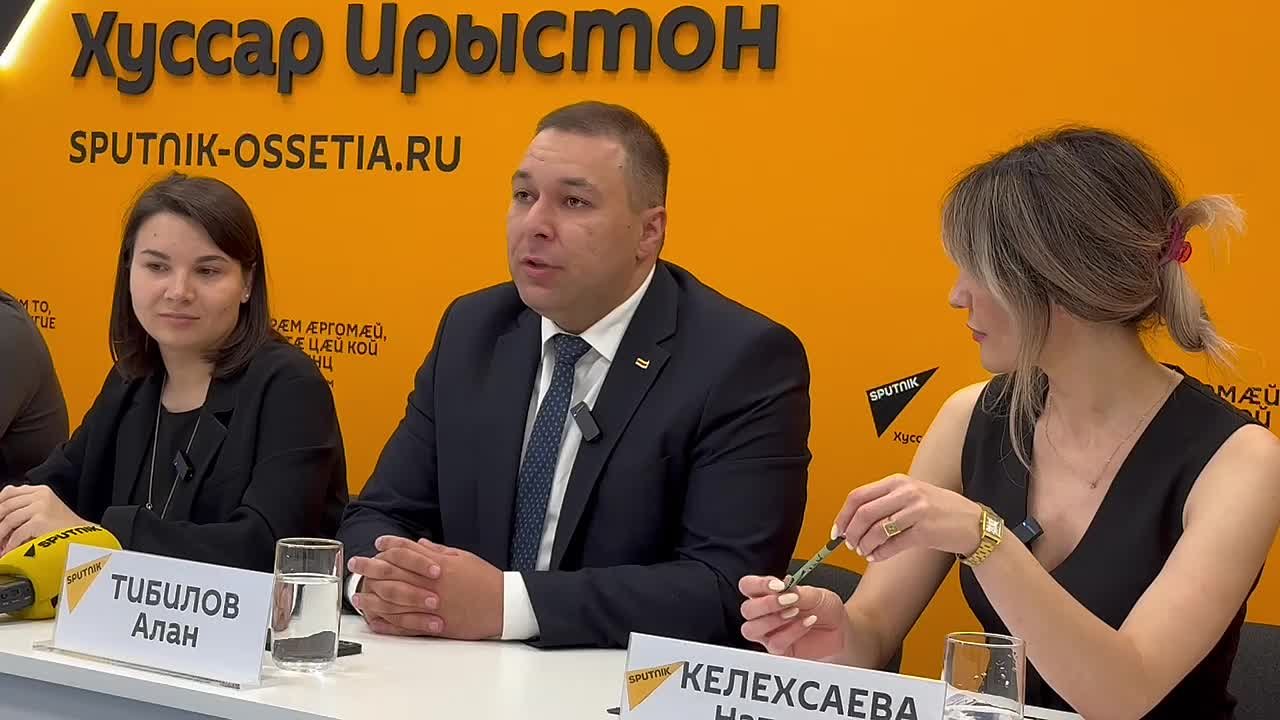 В Sputnik-Южная Осетия проходит пресс-конференция, посвященная промежуточным итогам первого этапа восстановления мемориалов в Южной Осетии в рамках проекта «Победили вместе»