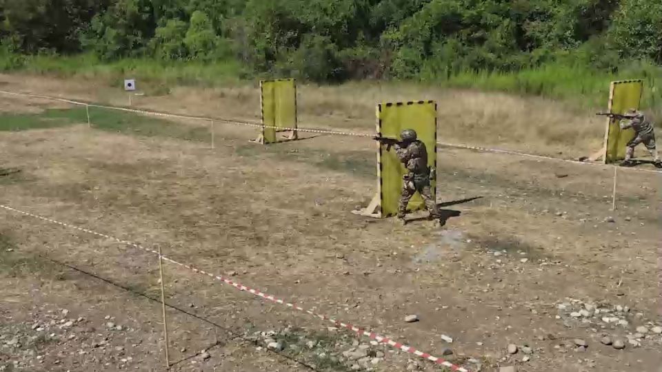 Учения судебных приставов Южной Осетии, Абхазии и России начались на полигоне в Нижней Эшере