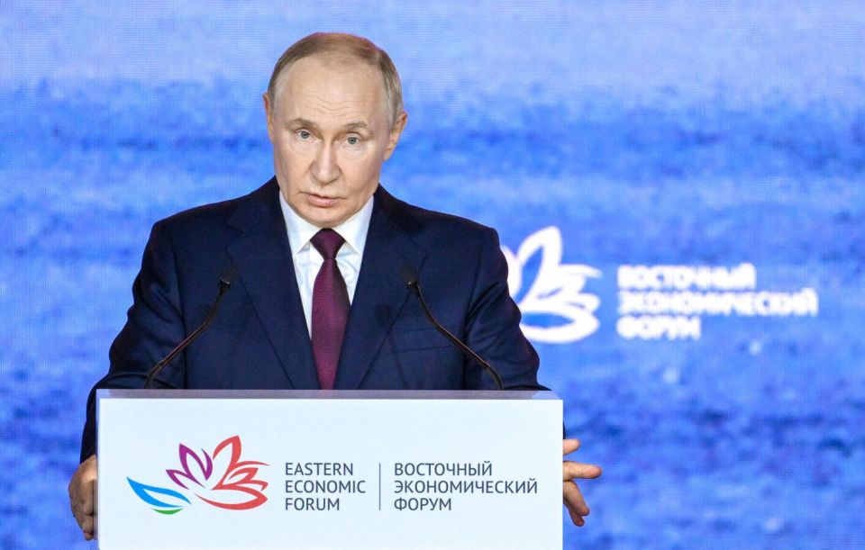 Путин: мы будем развивать Трансарктический транспортный коридор