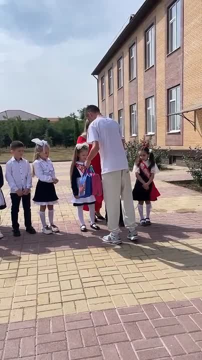 Торжественные линейки, посвященные началу нового учебного года, прошли в пятницу во всех школах Цхинвальского района