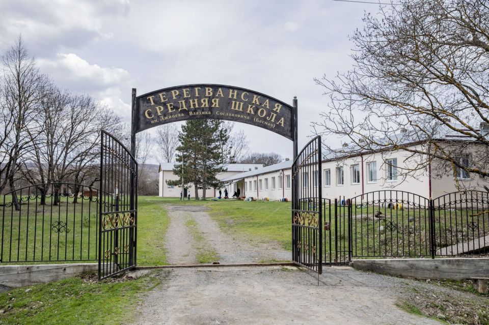 В Знаурском районе подготовка школ к новому учебному году завершена