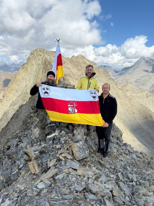 Ресы хох! Наше информационное агентство носит имя этой величественной горы, которая служит символом единства Южной и Северной Осетии