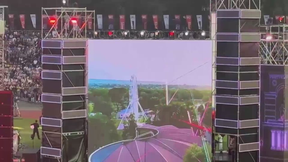 В Черкесске на стадионе «Нарт» началось торжественное мероприятие, посвящённое 200-летию города