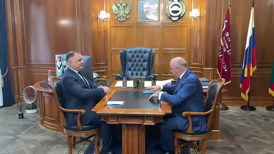 Рашид Темрезов выразил благодарность Алану Гаглоеву за поддержку, оказанную на торжествах в Черкесске