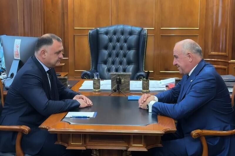Президент Южной Осетии и глава КЧР обсудили вопросы двустороннего взаимодействия