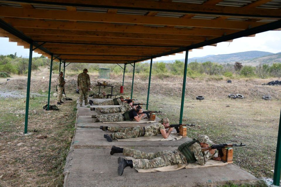 Батальон спецназа им. З.Мулдарова активно тренирует боевые навыки, уделяя особое внимание огневой подготовке