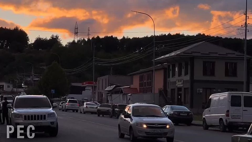 Осенний закат в любимом городе